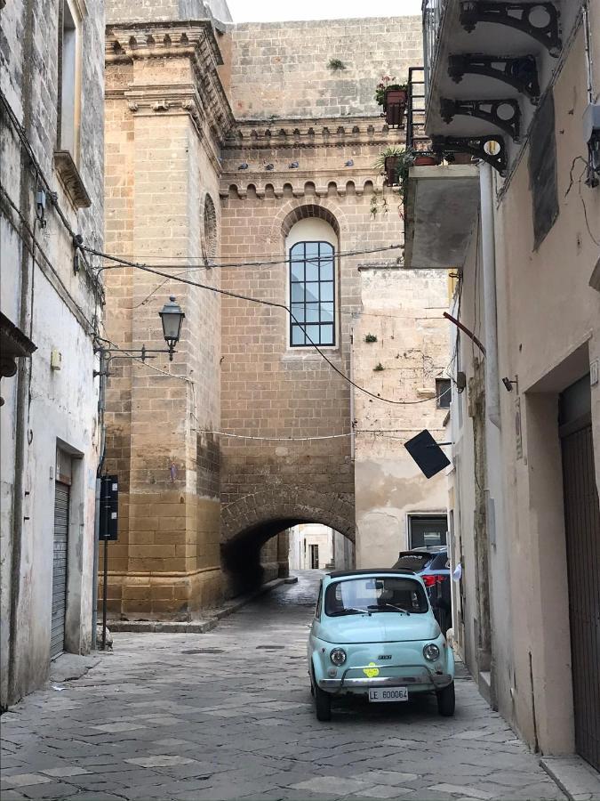 B&B Via Napoli Leverano Bagian luar foto