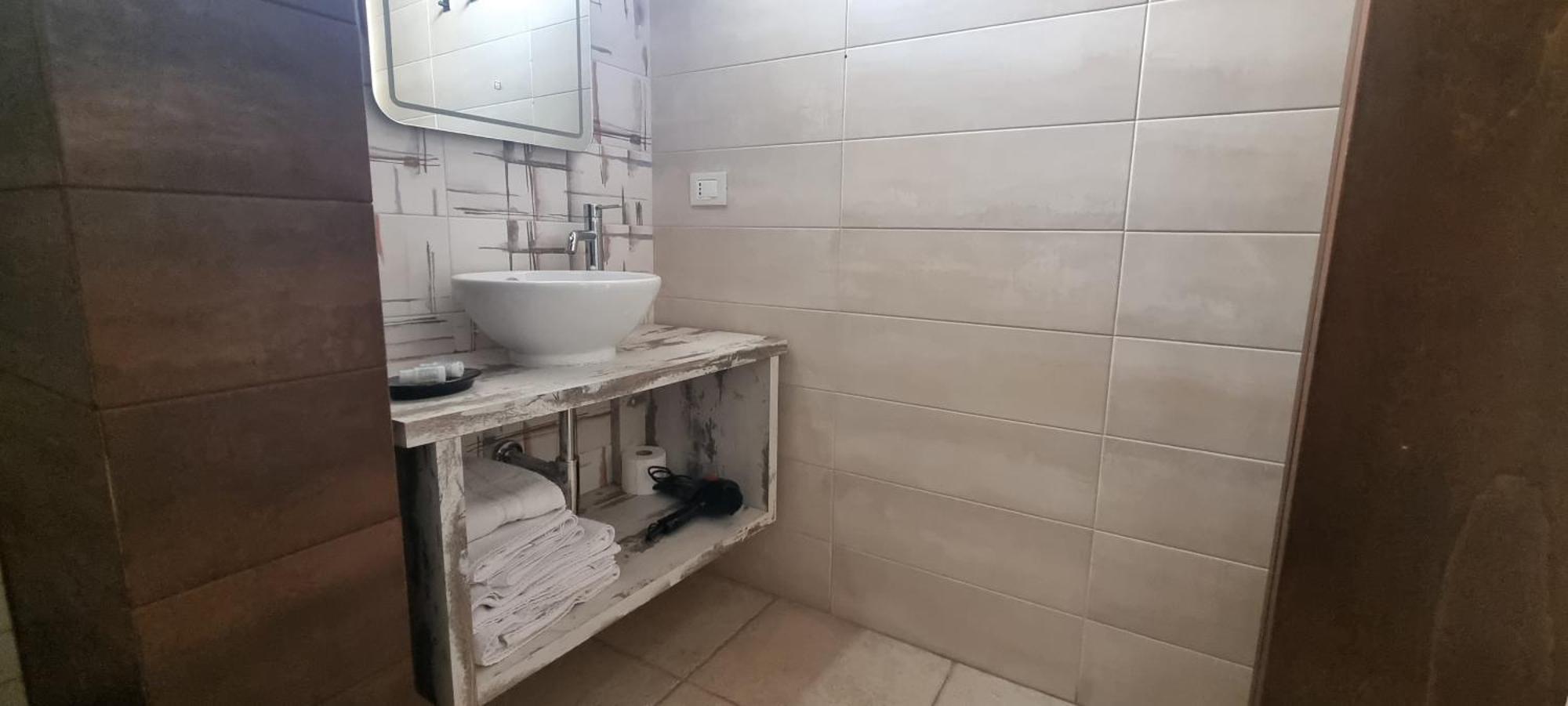 B&B Via Napoli Leverano Bagian luar foto